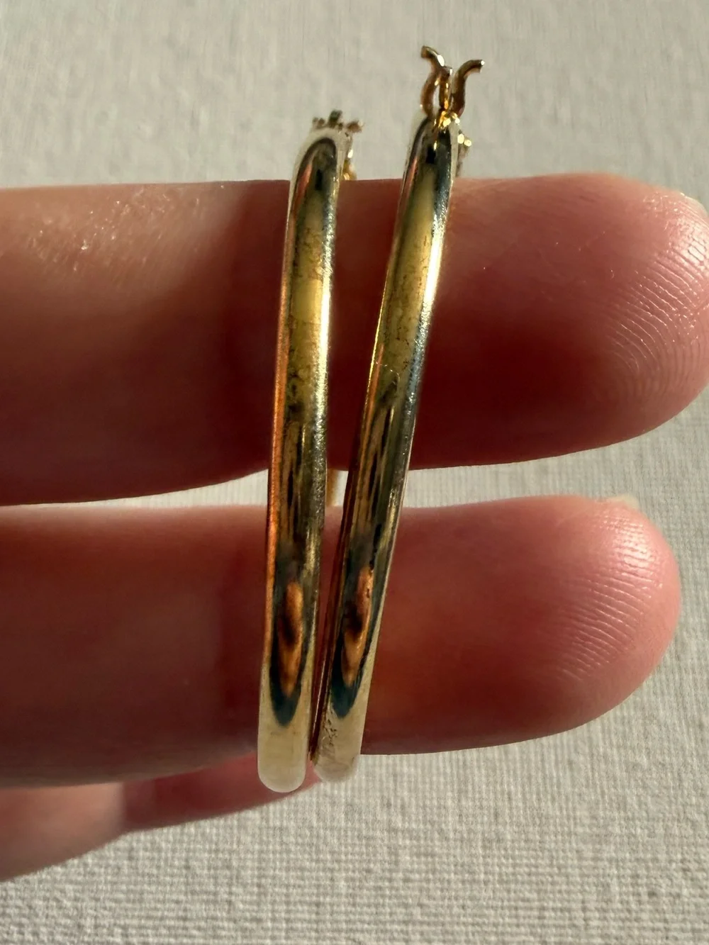 NEW Nordstrom AV 925 Shiny Gold Plated Hoop Earrings